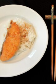 Salmón a la sartén, con salsa Teriyaki o soya