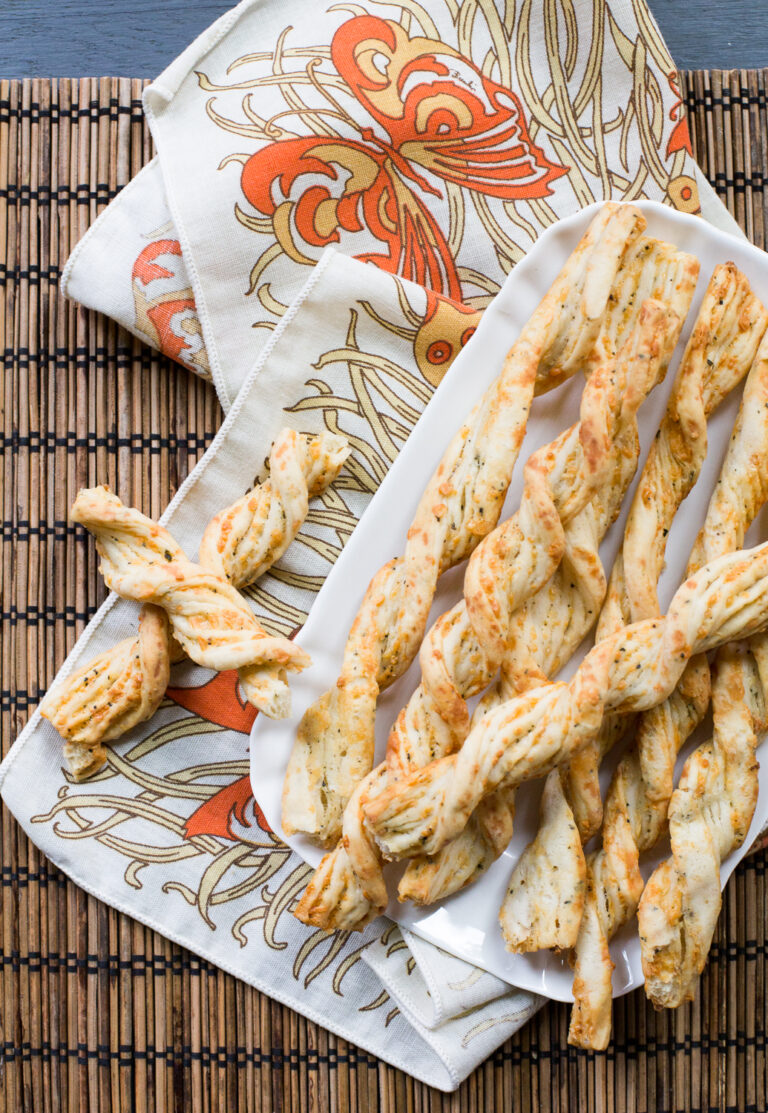 Palitos de queso y hierbas