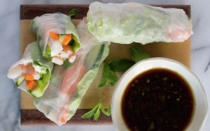 Rollitos con papel de arroz, estilo vietnamita o tai