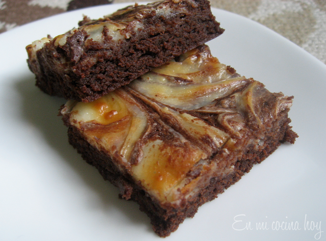 Brownies con queso crema