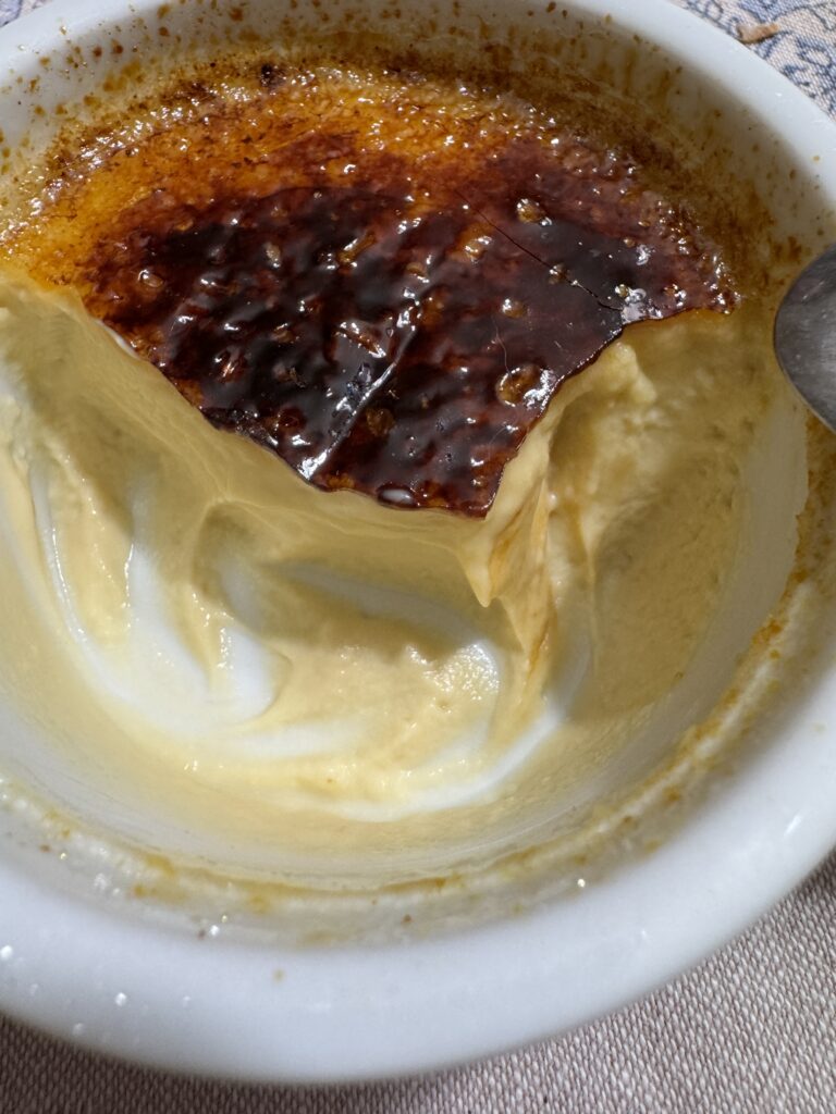 Creme brulee de maracuyá