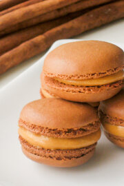 Lucuma Macarons