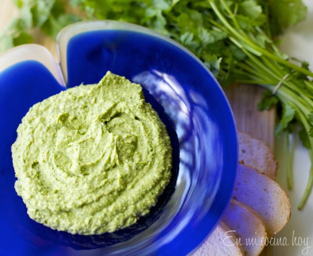 Hummus de cilantro