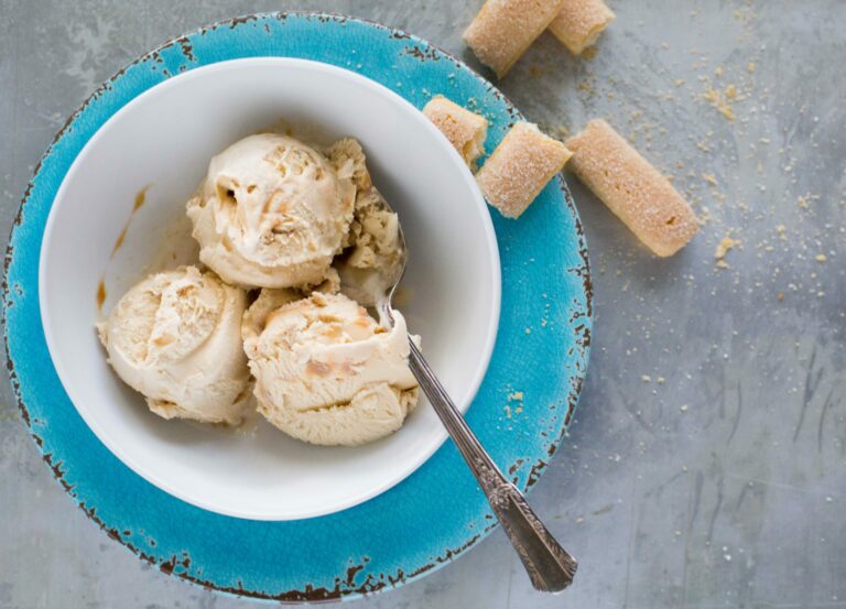 Postre chileno: Helado de manjar casero