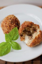 Bolas de risotto con queso o Arancini