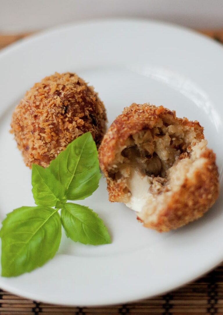 Bolas de risotto con queso o Arancini