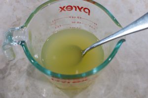 gelatina disuelta en limon