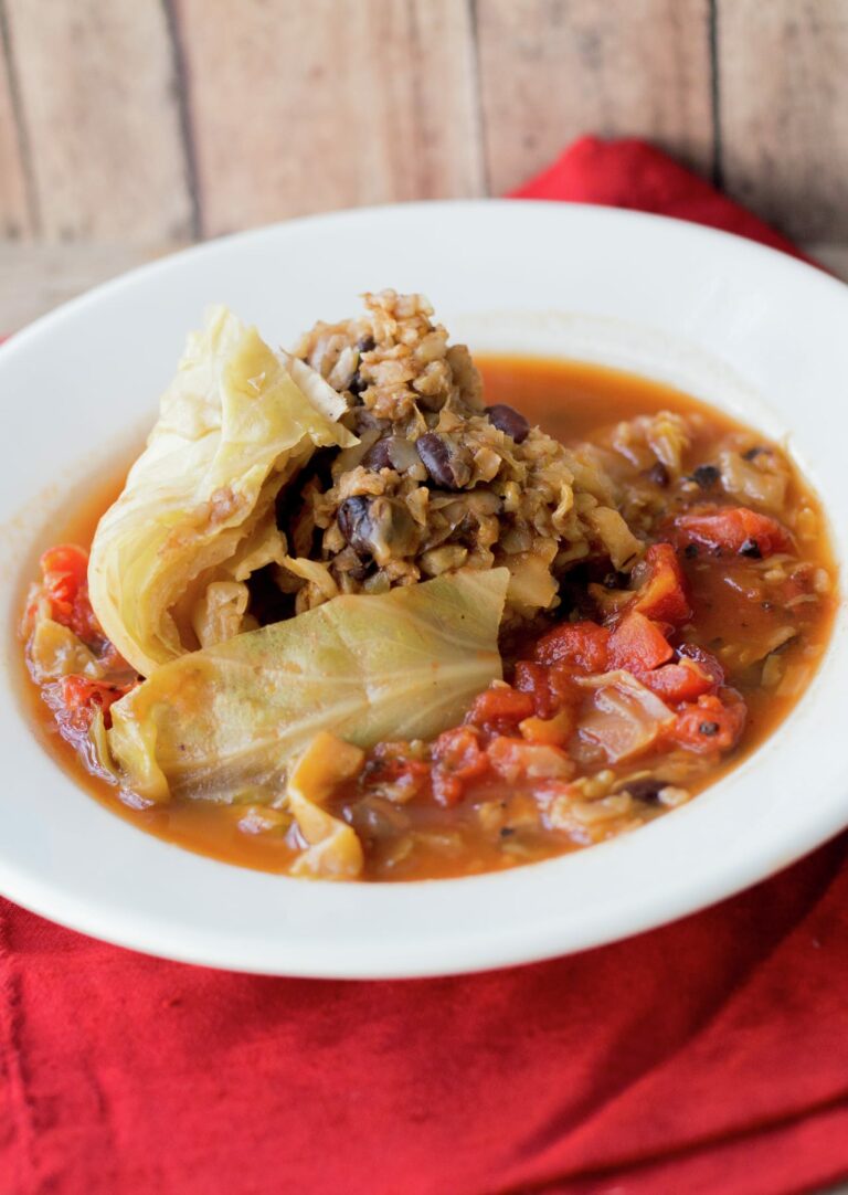 Repollo relleno vegetariano