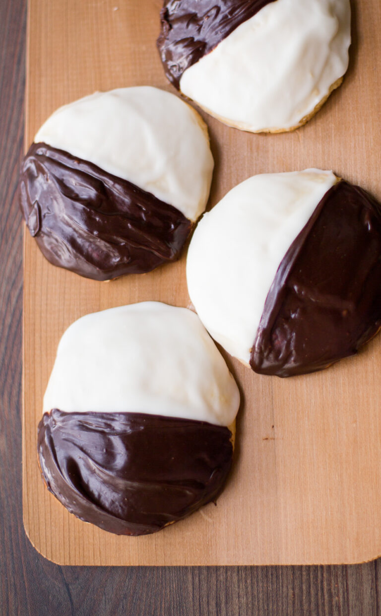 Galletas blanco y negro, receta gringa. Galletas blandas con frosting.