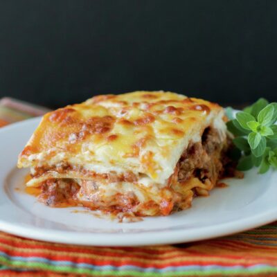 Lasaña con salsa blanca