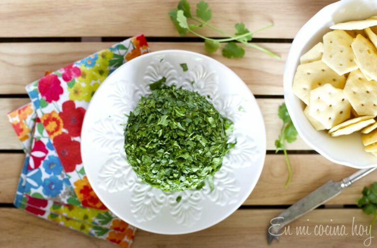 Bola de queso y chipotle