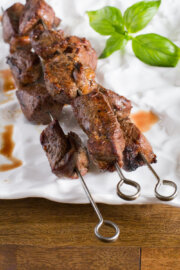 Anticuchos de corazón, receta peruana