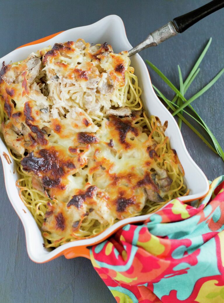 Tallarines bontú con pollo y champiñones