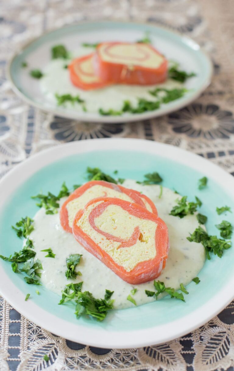 Entrada de salmón ahumado y queso crema