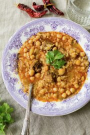 Garbanzos con arroz y longaniza