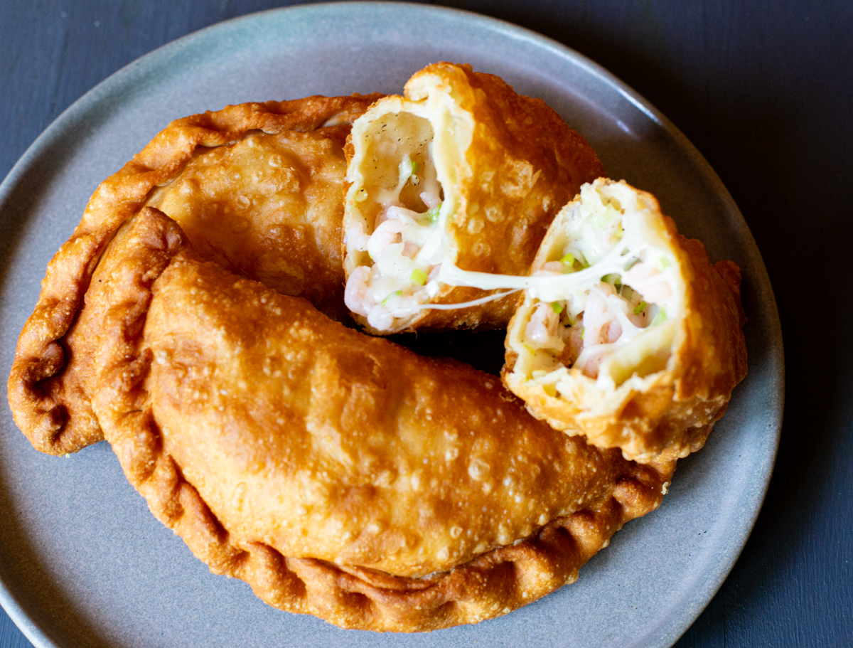 Empanadas de queso camarón